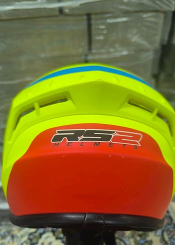 Renkli Parlak Biker Motosiklet Kaskı - Görsel 4