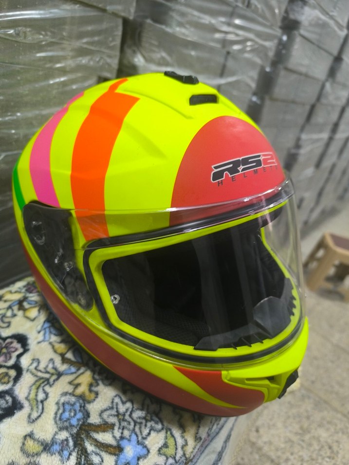 Renkli Parlak Biker Motosiklet Kaskı - Görsel 2