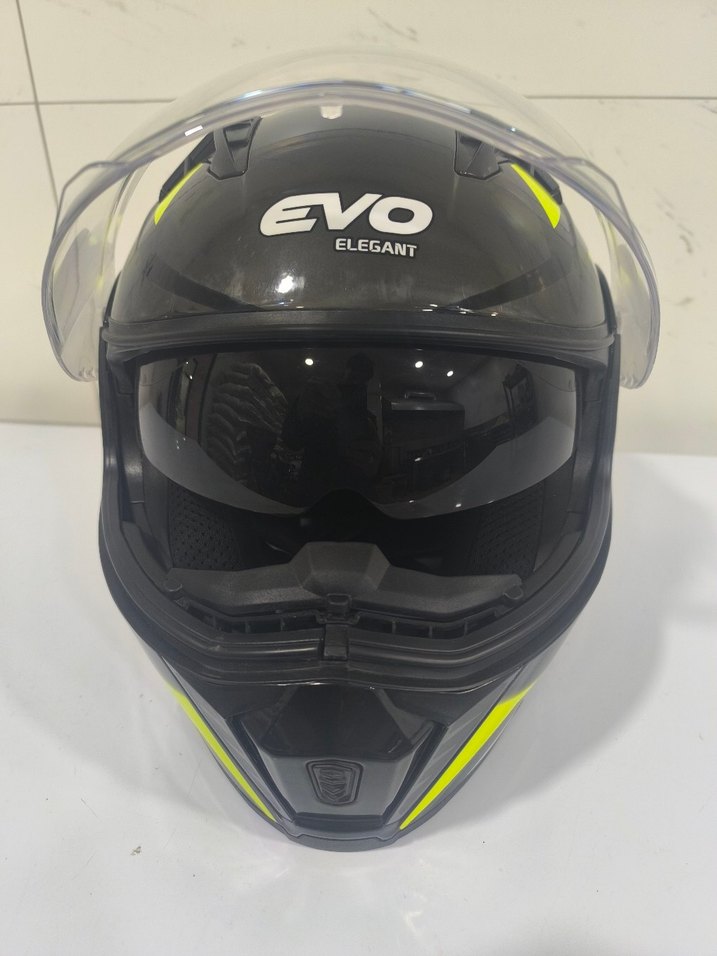 Kemerli Siyah Deri Motosiklet Kaskı - Görsel 4