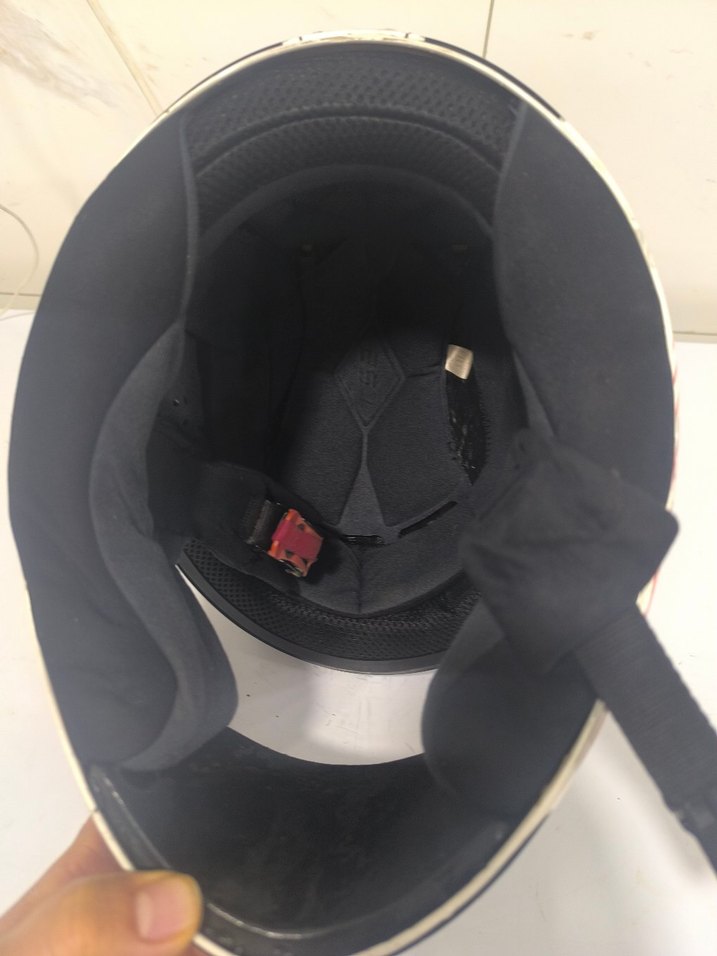 Beyaz Baskılı Seramik Motosiklet Kaskı - Görsel 4