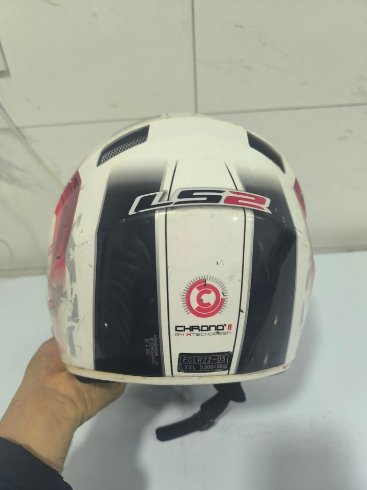 Beyaz Baskılı Seramik Motosiklet Kaskı - Görsel 3