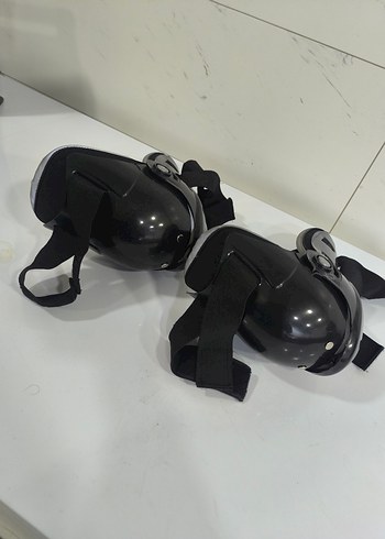 Tokalı Siyah Motosiklet Dizliği - Görsel 4