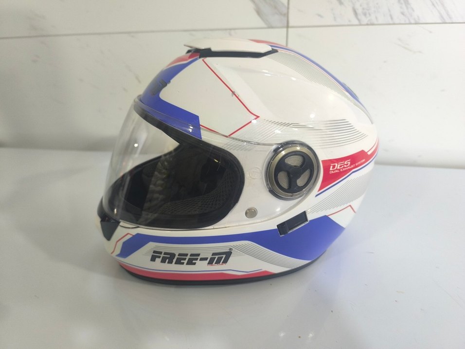 Renkli Desenli Beyaz Motosiklet Kaskı Velcro - Görsel 2