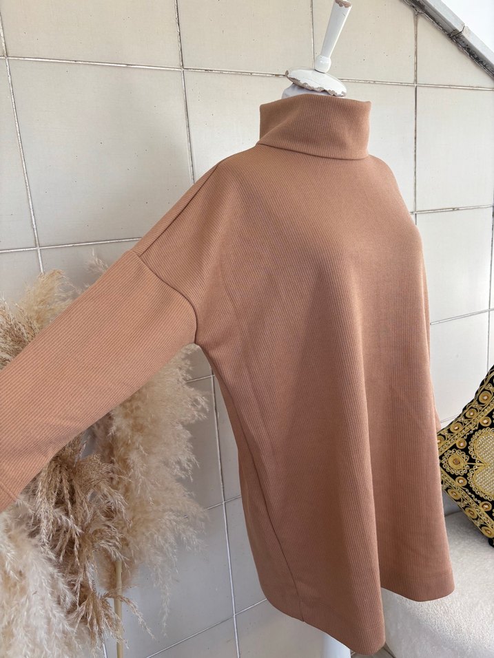 Bej Yüksek Yakalı Kadın Triko kazak - Görsel 3