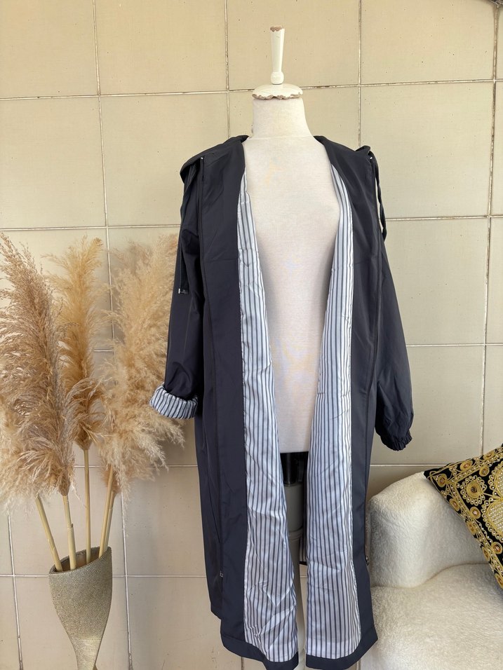 Gri Kapüşonlu Uzun Kadın trençkot - Görsel 5