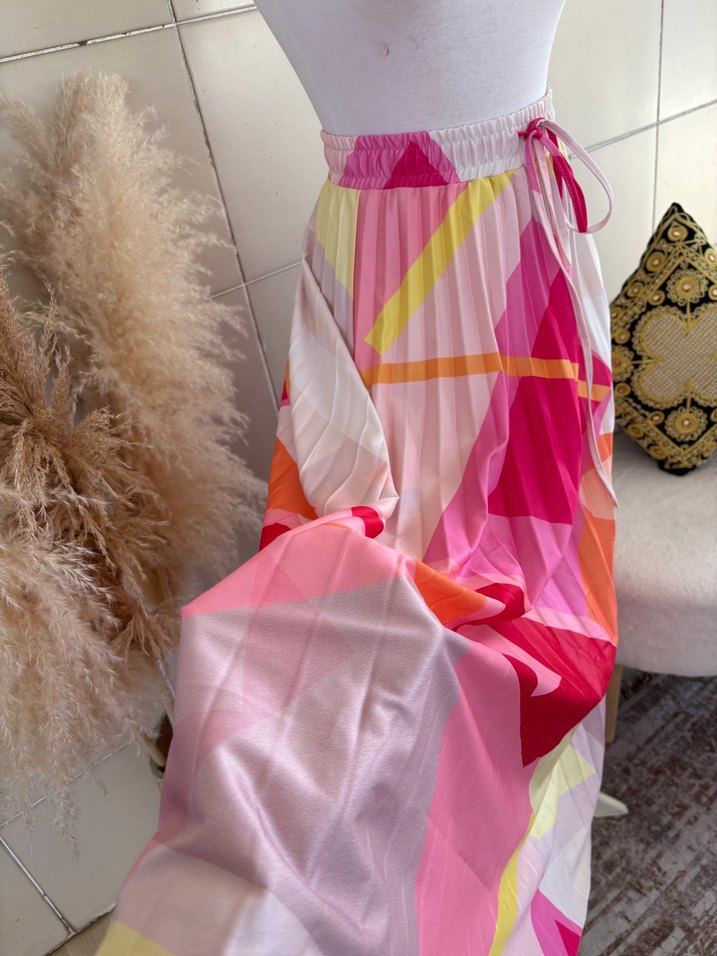 Pembe Pilili Uzun Bağcıklı Etek - Görsel 4