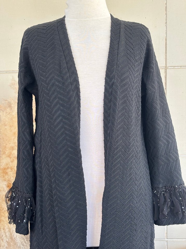 Nakışlı Siyah Uzun Örgü Hırka - Görsel 2