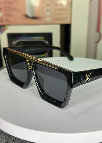 Louis VUITTON 61/13 145 uv korumalı güneş gözlüğü - Görsel 3