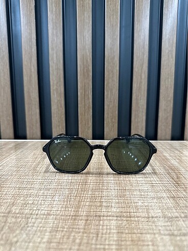 Ray ban 4361 52 ekartman güneş gözlüğü