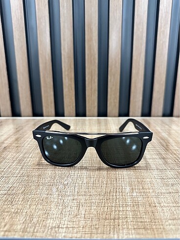  Beden siyah Renk Ray ban 4540 50/22 güneş gözlüğü