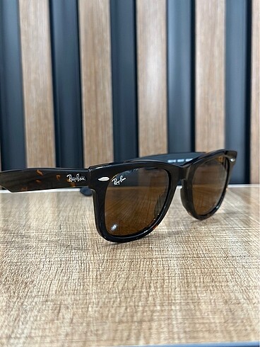 Ray ban 2140 50/22 eğik wayfarer