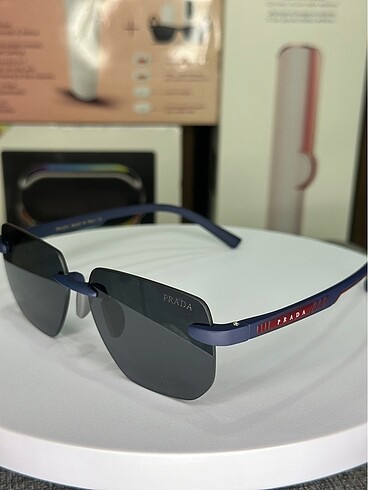 Prada 59/14 güneş gözlüğü