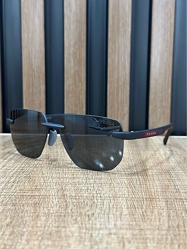 Prada 59/14 güneş gözlüğü