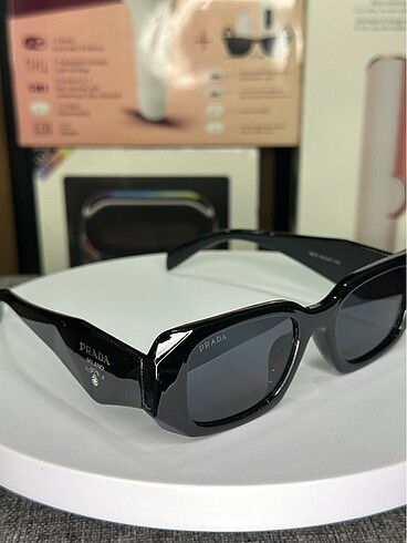 Prada Milano 50/20