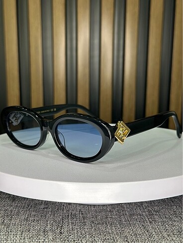Beden FENDİ ROMA 40140U 001 54/20-140