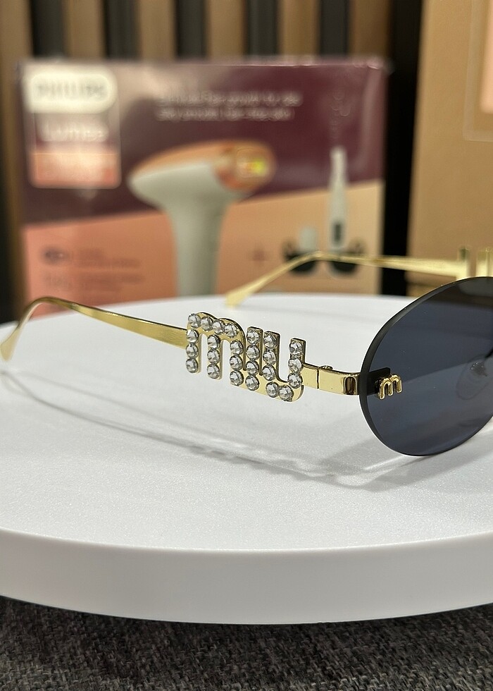 Miu Miu 63/17 güneş gözlüğü - Görsel 4