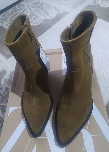 39 Beden Zara yeni etiketli