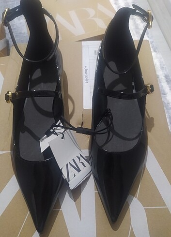 Zara yeni etiketli 