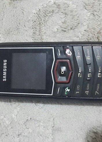 Samsung tuşlu telefon - Görsel 2