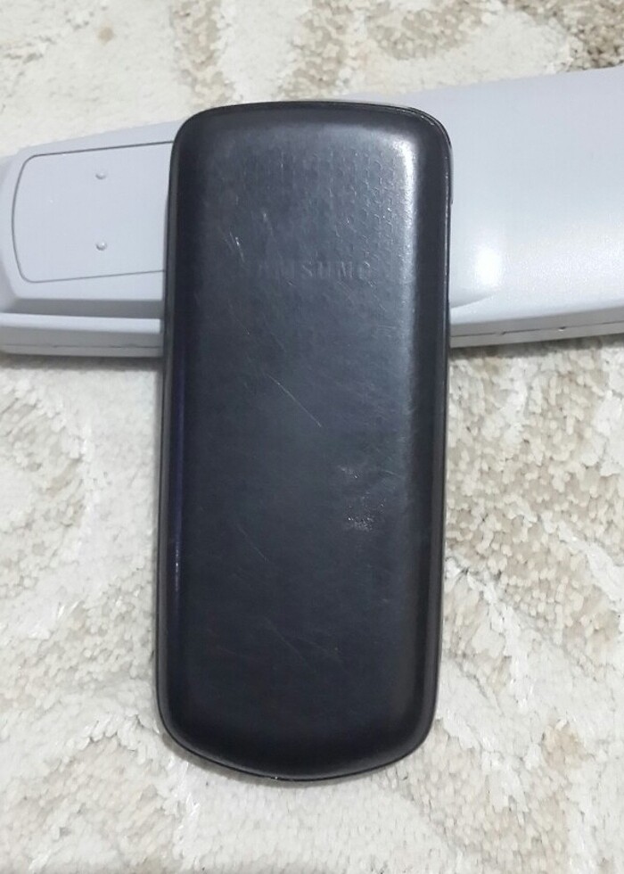 Samsung tuşlu telefon - Görsel 3