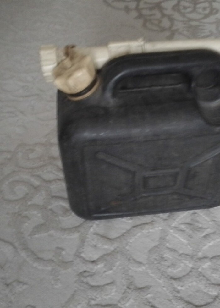 Benzin bidonu  - Görsel 2