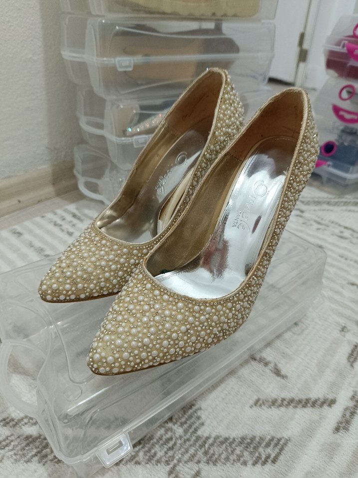 İnci İşlemeli Beyaz Yüksek Topuklu Abiye Ayakkabı - Görsel 2