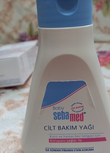  Beden Sebamed cilt bakım yağı.