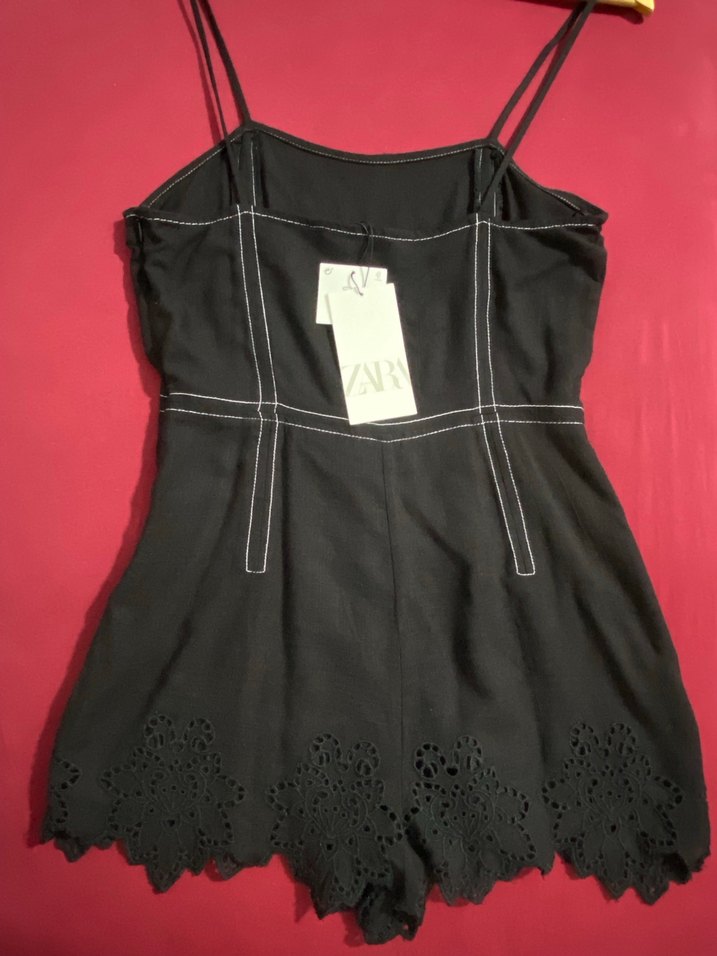 Dantel Detaylı Siyah Kısa Tulum - Görsel 2