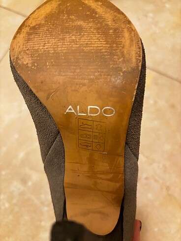 Aldo Aldo marka 37 numara süet bot