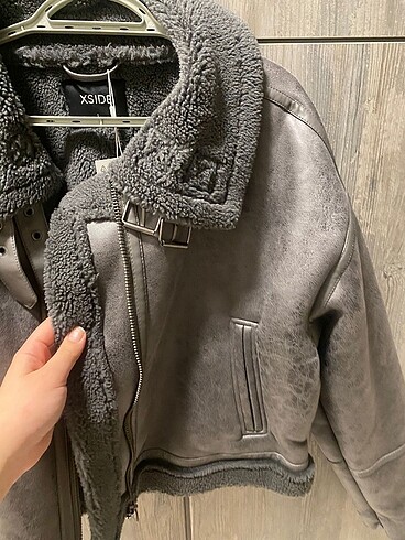 LC Waikiki Gri kürklü mont