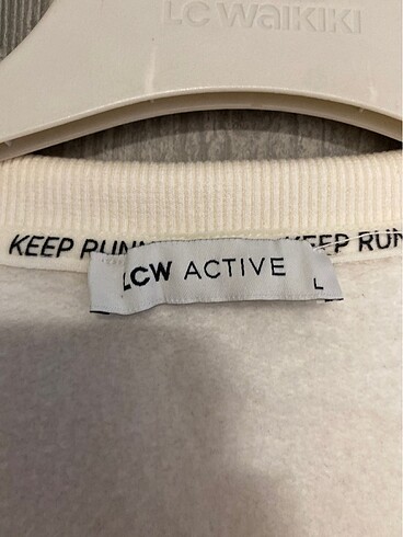LC Waikiki Lcw crop sweat