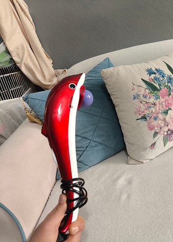 Kırmızı Renkli Kişisel Bakım Cihazı - Görsel 5