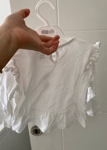 Kız Çocuk Beyaz Uzun Kollu Fırfırlı Tişört - Görsel 3