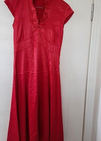 s Beden kırmızı Renk Saten kadın elbise 