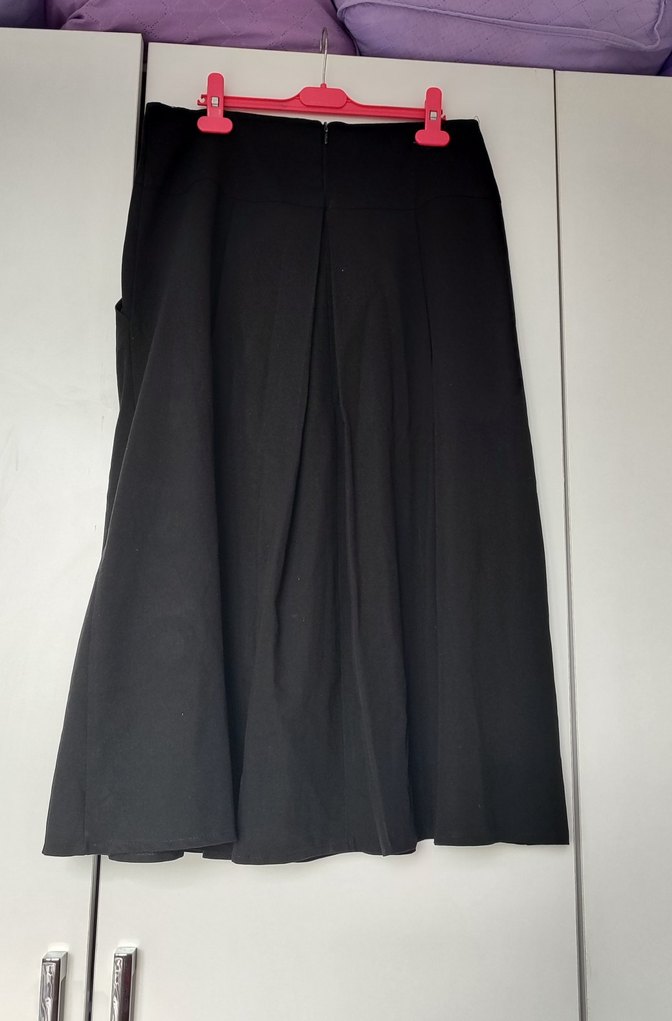 ELEGAN,S MARKA Siyah Pilili Kadın Uzun Etek - Görsel 3