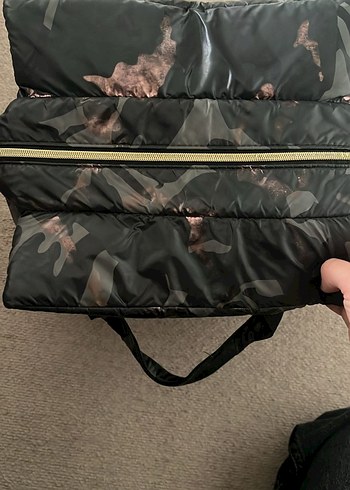 Kamuflaj Desenli Gri Bebek Çantası - Görsel 2