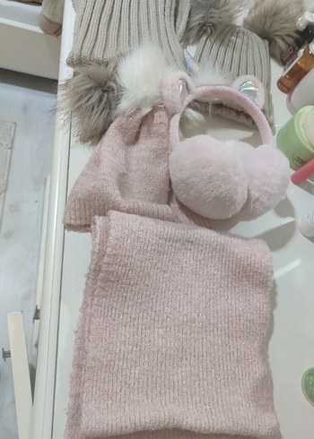 Çocuk Gri Triko Bere ve Atkı Seti - Görsel 2