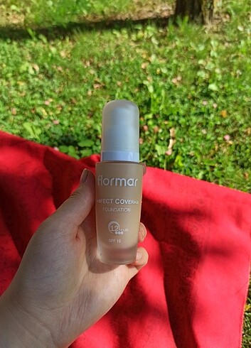 Flormar perfect coverage foundation