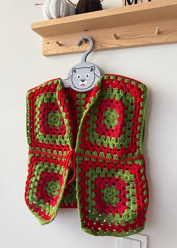 Çok Renkli Bohem Nakışlı Örgü Kız Yeleği - Görsel 3