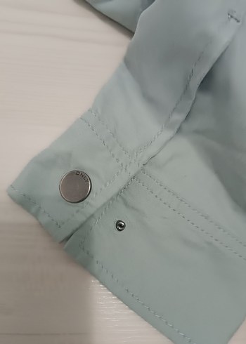 Only Marka Su Yeşili Düğmeli Kadın Yağmurluk - Görsel 6