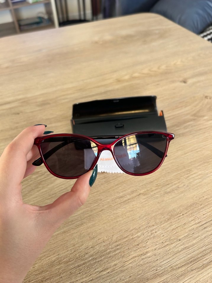 Atasun Optik Kırmızı Parlak Gözlük - Görsel 2