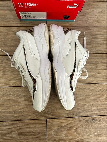 40 Beden beyaz Renk PUMA CİLİA MODE LEO SPOR AYAKKABI