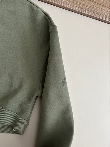 s Beden DEFACTO CROP SWEATSHİRT