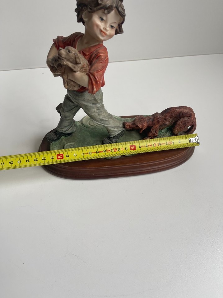 İyalyan Köpekli Çocuk Figürü - Görsel 4