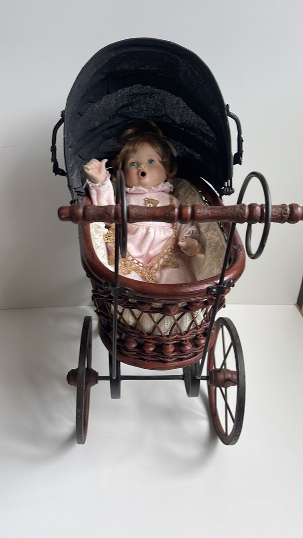 Koyu Kahverengi Ahşap Bebek Arabası - Görsel 5