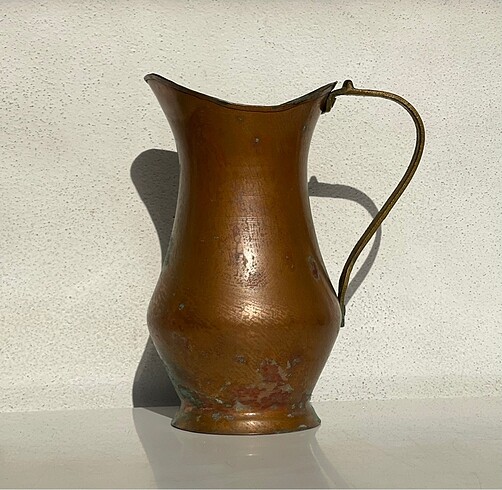 Bakır sürahi