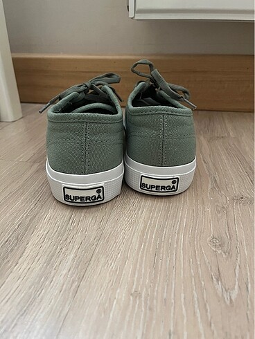 37 Beden yeşil Renk sıfır superga