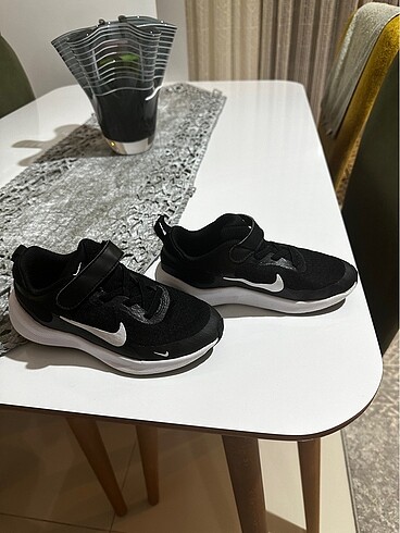 Nike Erkek çocuk nike spor ayakkabı