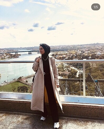 Uzun trençkot