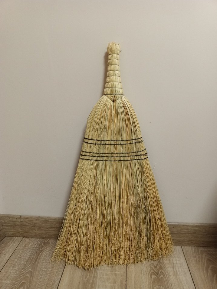 Bej Geleneksel Süpürge - Görsel 2